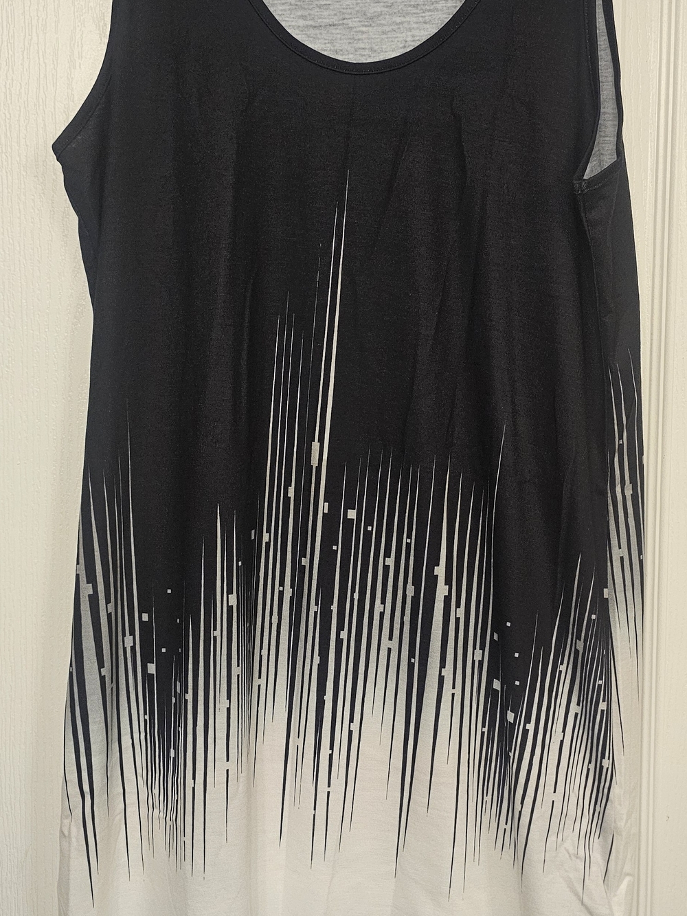 Black and White Graphic Dress